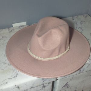 Chic Blush Women's Fedora